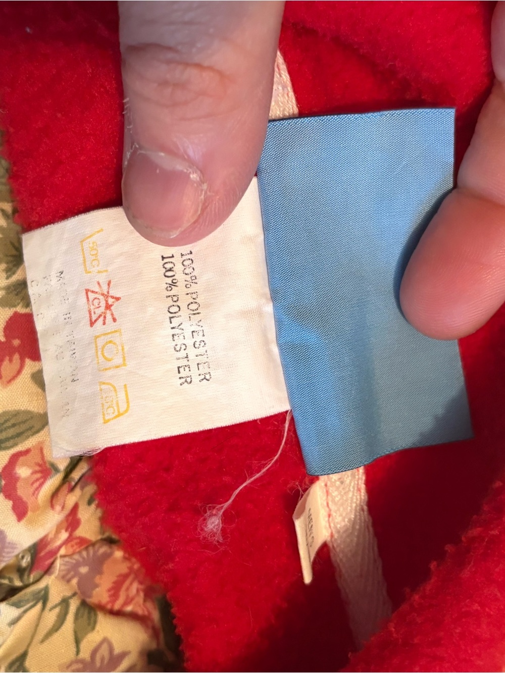 Vintage Red Fleece Pullover with Blue Trim - Picture 6 of 9